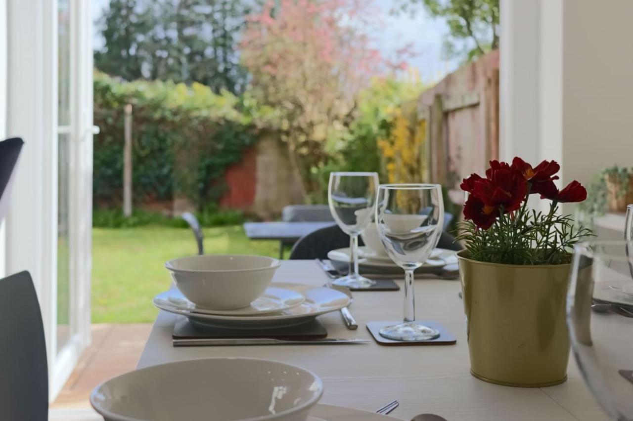 Causey Lodge Superb Comfy Home In Exeter By Staystay Экстерьер фото